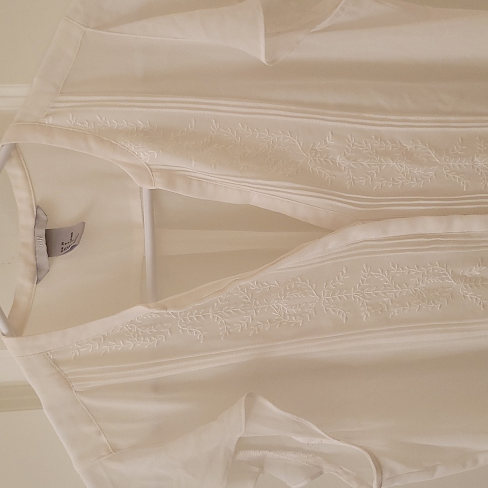 H&M White Blouse with Ruffle Sleeves - Picture 3 of 5